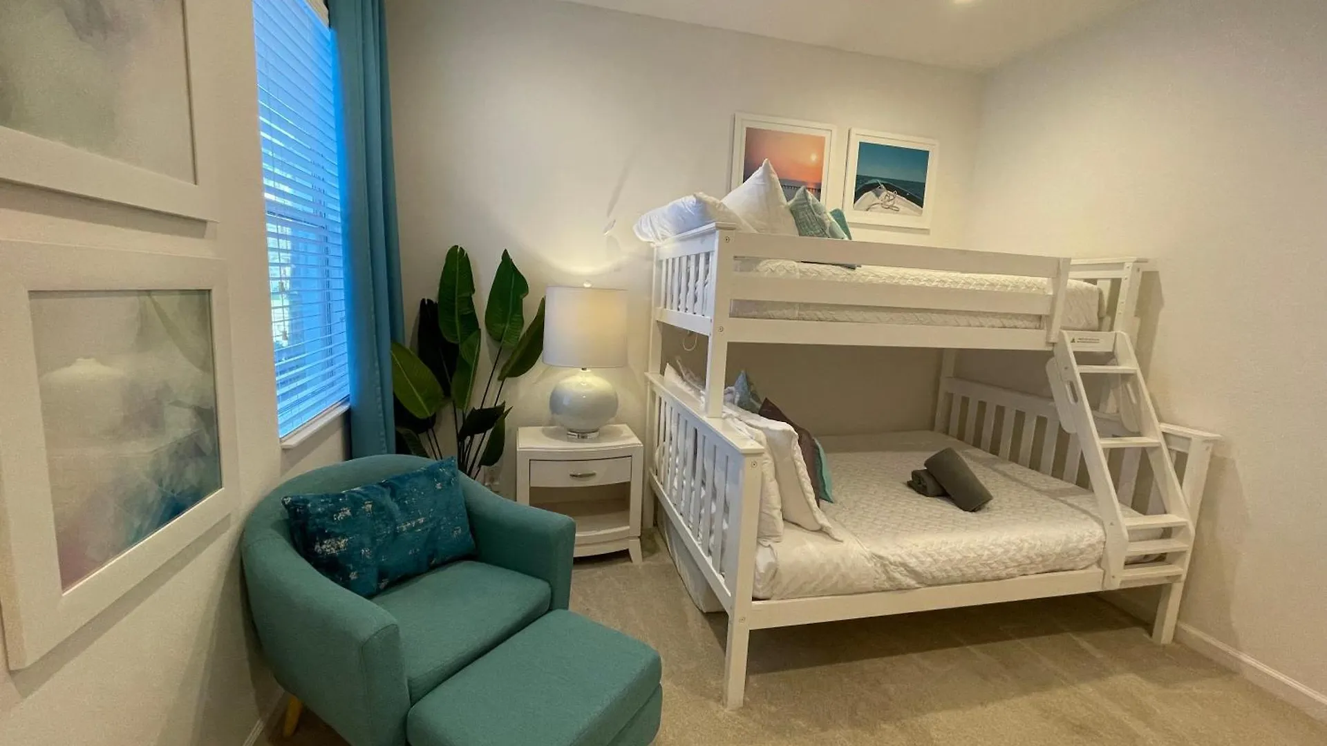 #372-welcome To Lightwater Villa, Your Modern Vacation Home! South-facing Pool & Overlooking