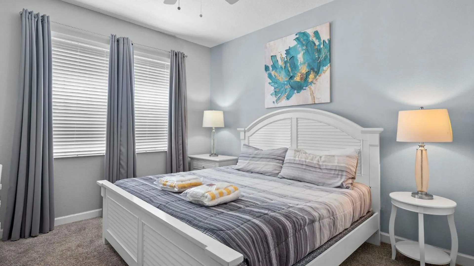 5 Bedroom 5 Bathroom Storey 4760kc Casa vacanze *