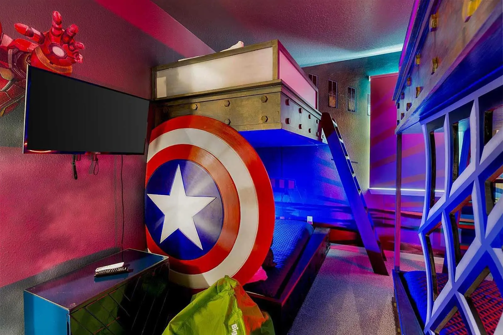 Villa Epic With Superhero Br, Theater, Arcade & Pool Kissimmee