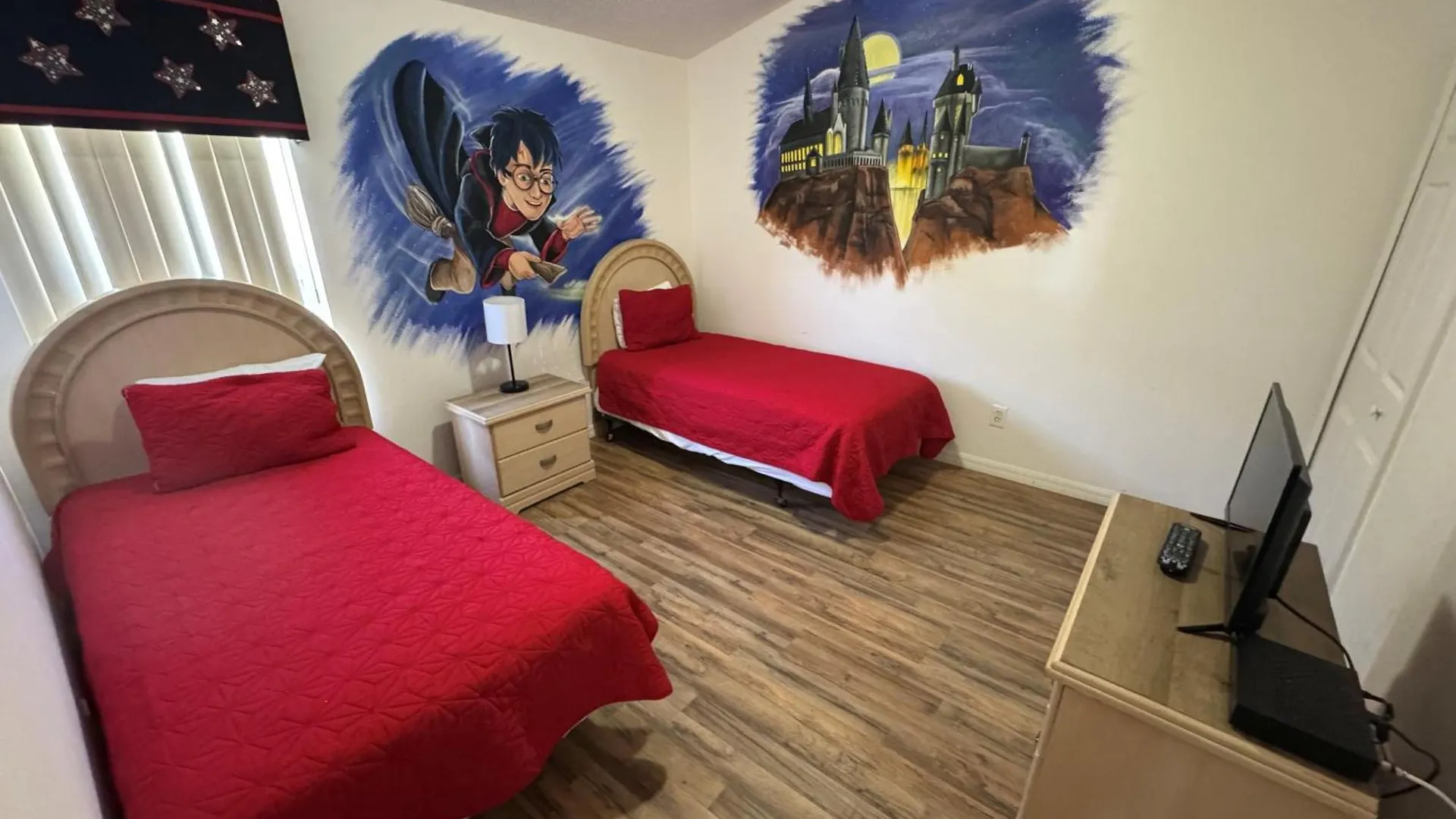 Holiday home Daisy's Den - Five Bedroom