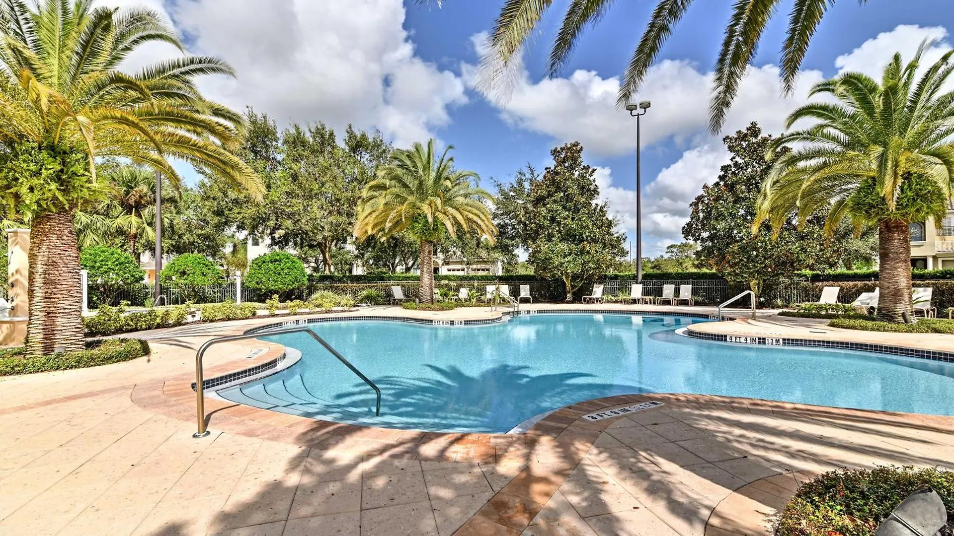 Sunshine Reunion Pool, 9 Mi To Park Holiday home *