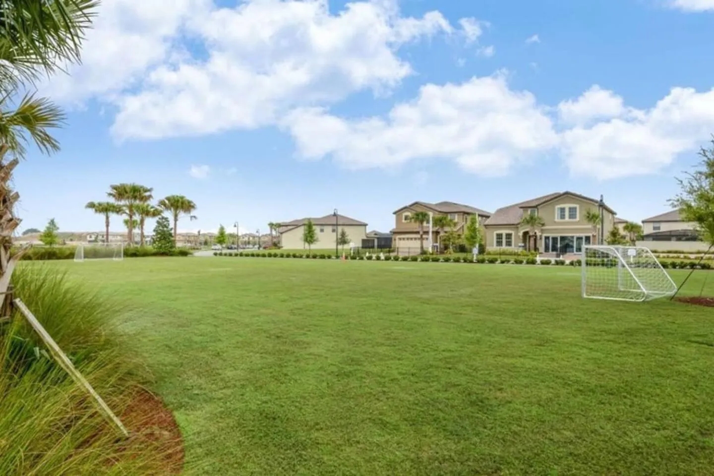 度假居 Lovely 5br4ba W Private Heated Pool & Bbq Grill 基西米