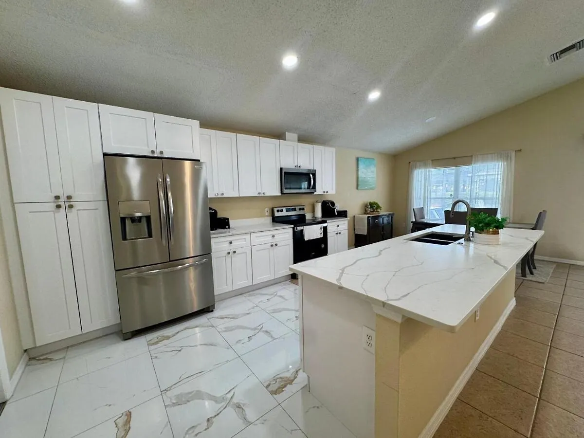 4701-lake Berkley Villa- Renovated 3 Bed *