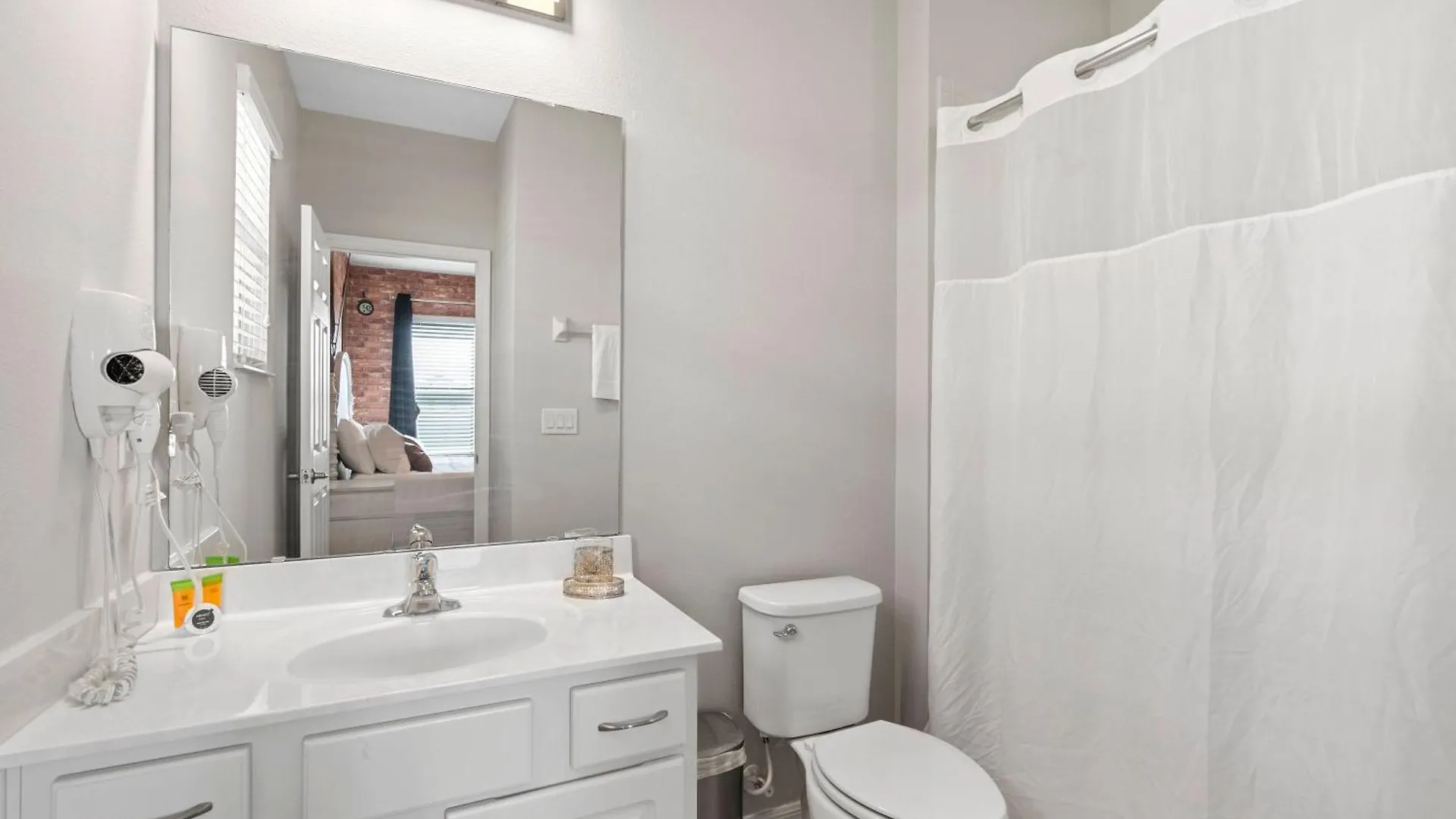Fantastic Renovated View With Game Kissimmee