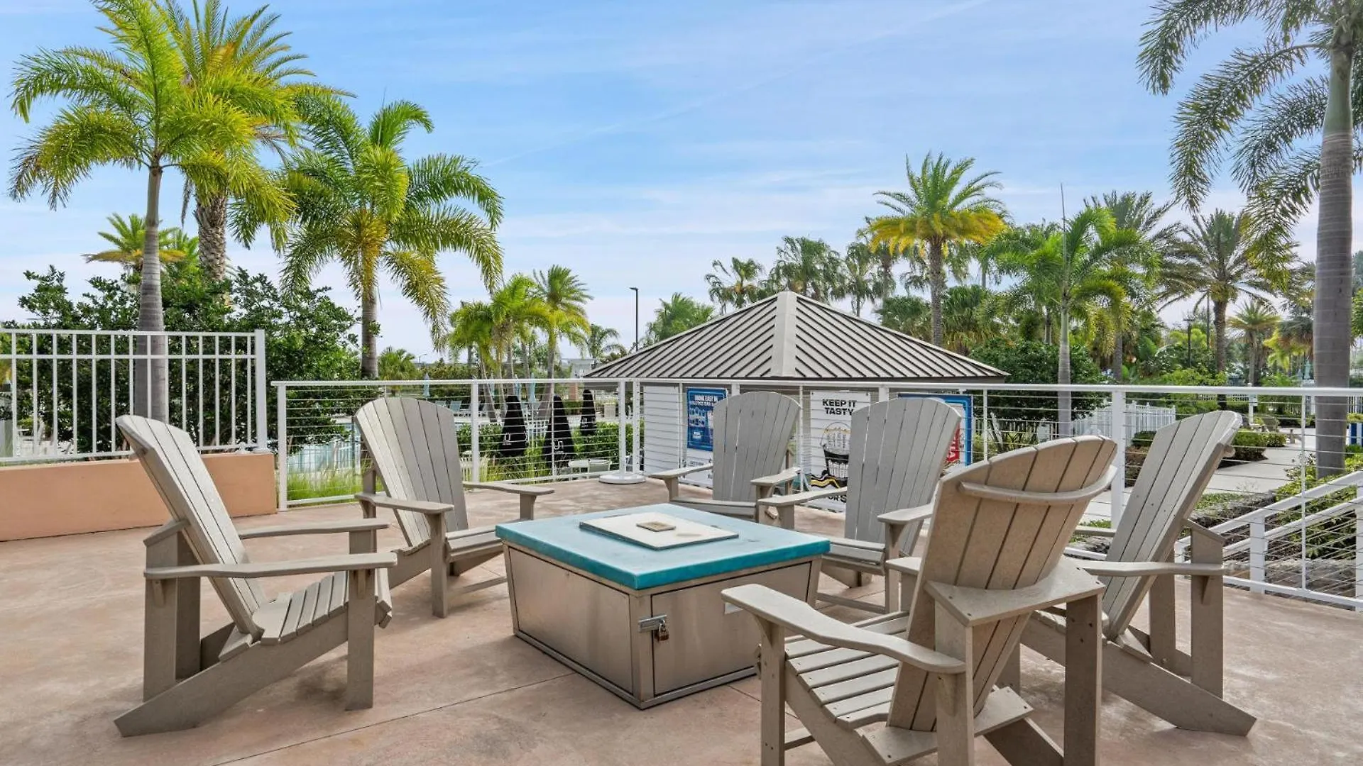 1786 Caribbean View *