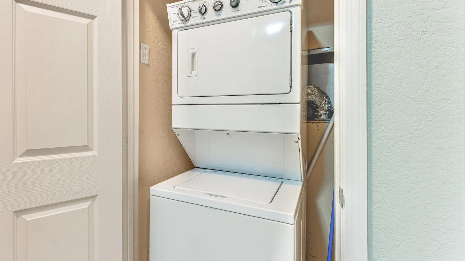 Apartment Davenport With Pool Access 8 Mi To Disney! *