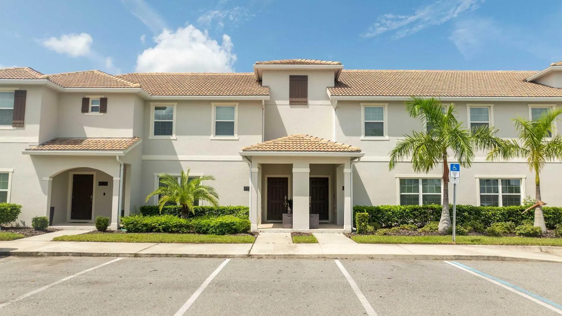 Stunning 4bd With Pool At Storey 4821 Casa de Férias