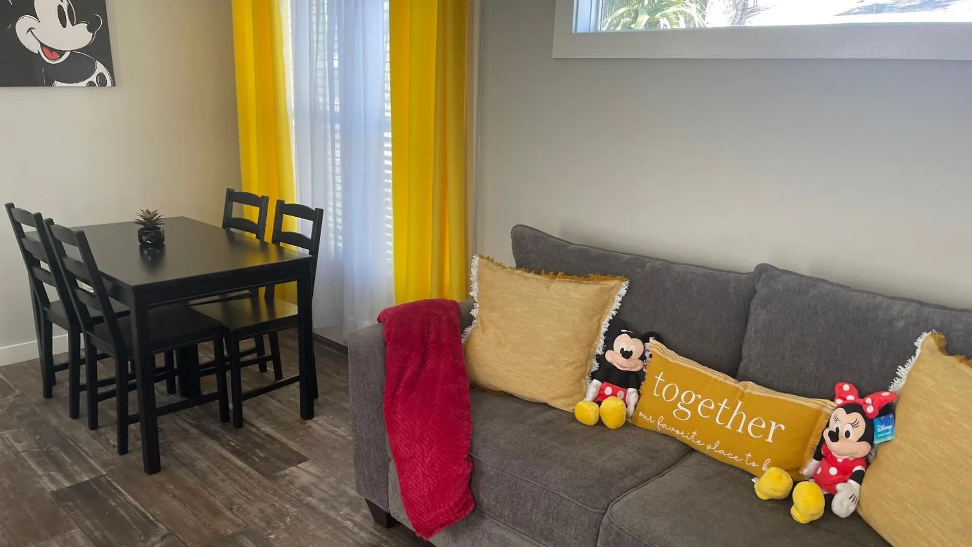Cozy Cottage Mickey House Near Disney