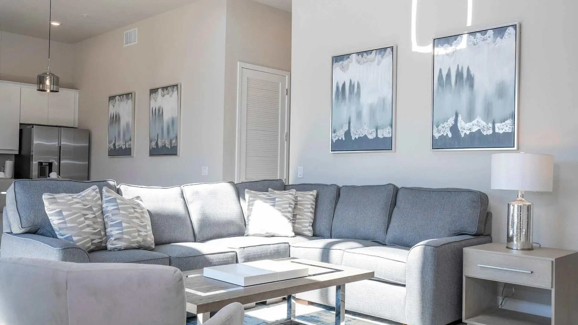 5br Brand New Near And Universal