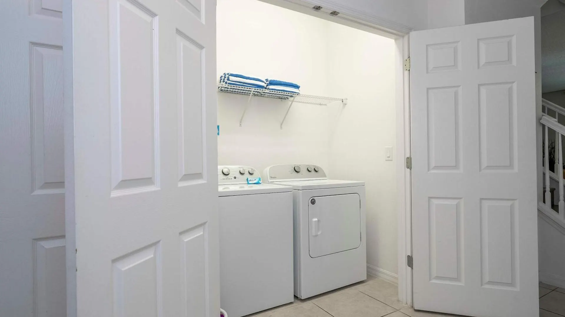 Holiday home 7br Near Veranda Palms Pool And Bbq *