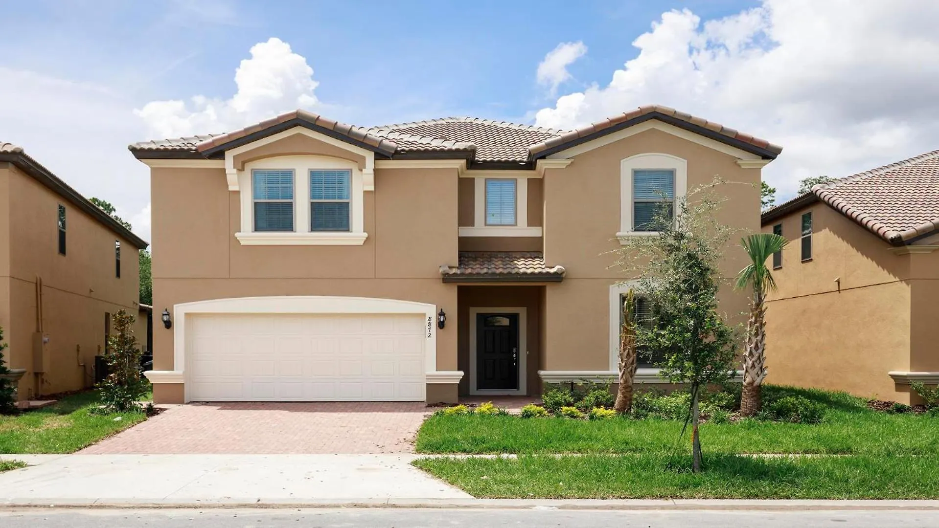 Spacious Family With Pool & Game Holiday home *