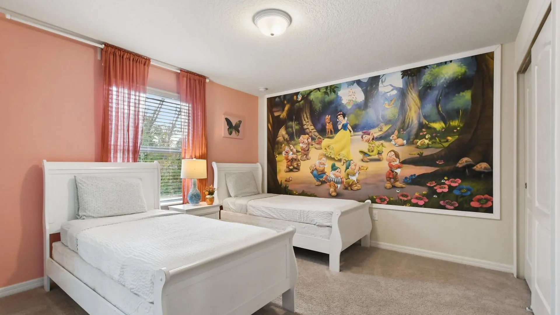 Special Offer Elegant Close To World! *
