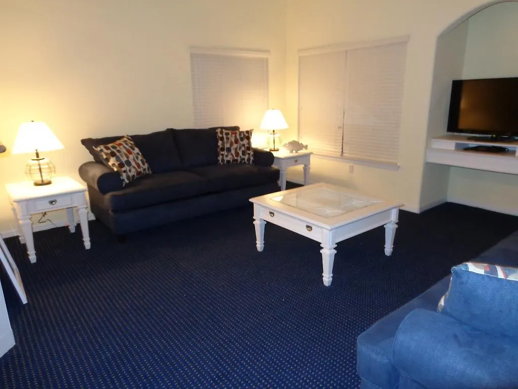 Runaway Club Apartment *