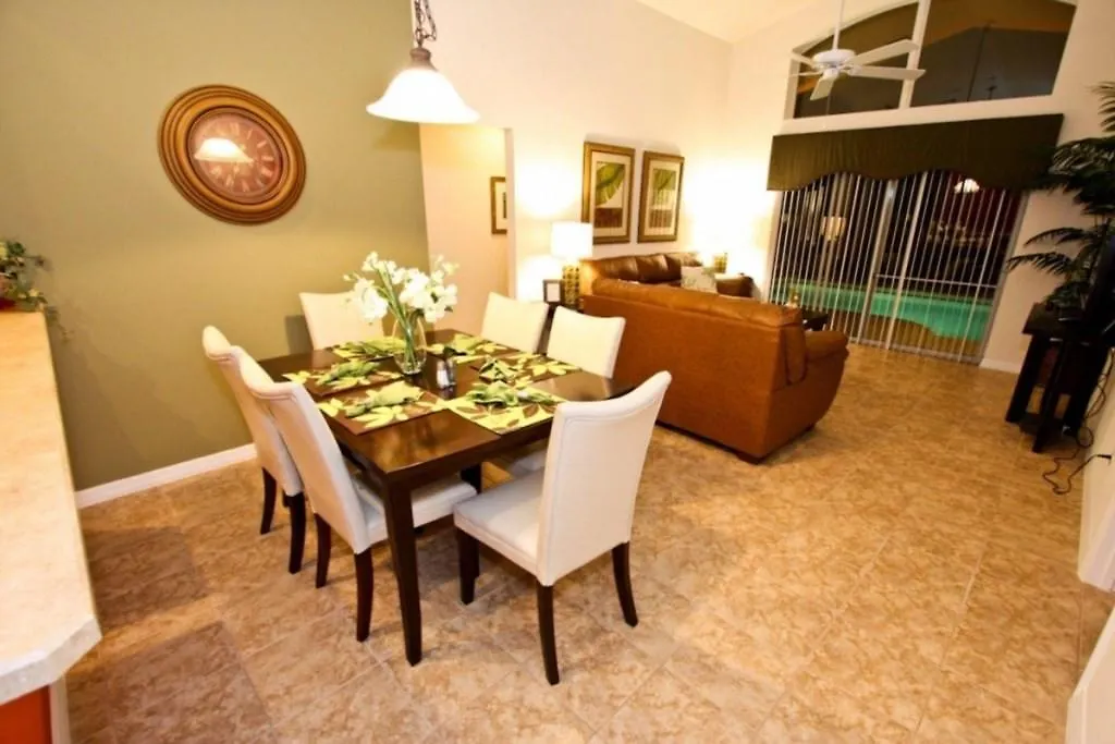Veranda Palms - 4452