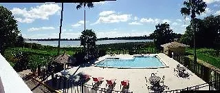 Lake Cecile And Suites 酒店