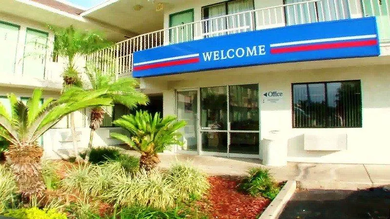 Hotell 6-kissimmee, Fl - Orlando 2*