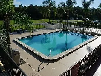 Days By Wyndham West מלון קיסימי