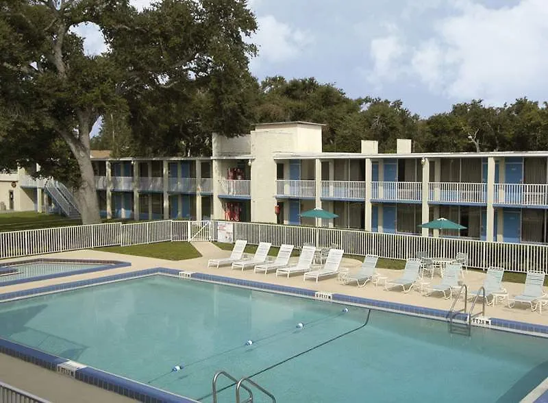 Hotel Howard Johnson By Wyndham Tropical Palms 2*