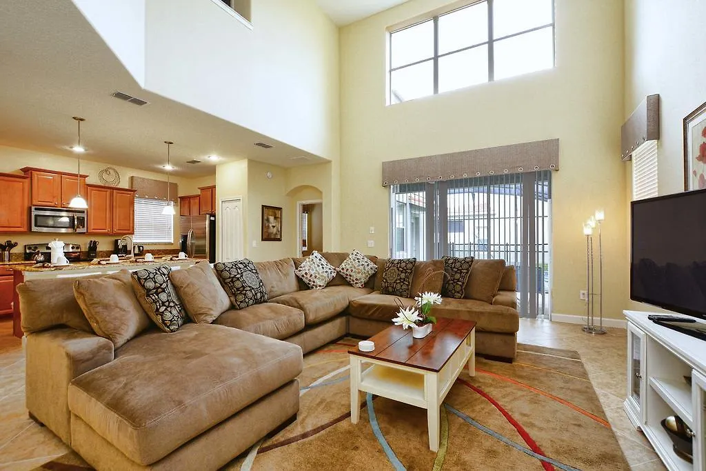 2954 Palm Avenue Pool