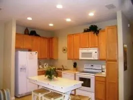 Shv1170ha - 4 Bedroom Townhome In Coral Cay Resort, Sleeps Up To 8, Just 6 Miles To Hotel Kissimmee