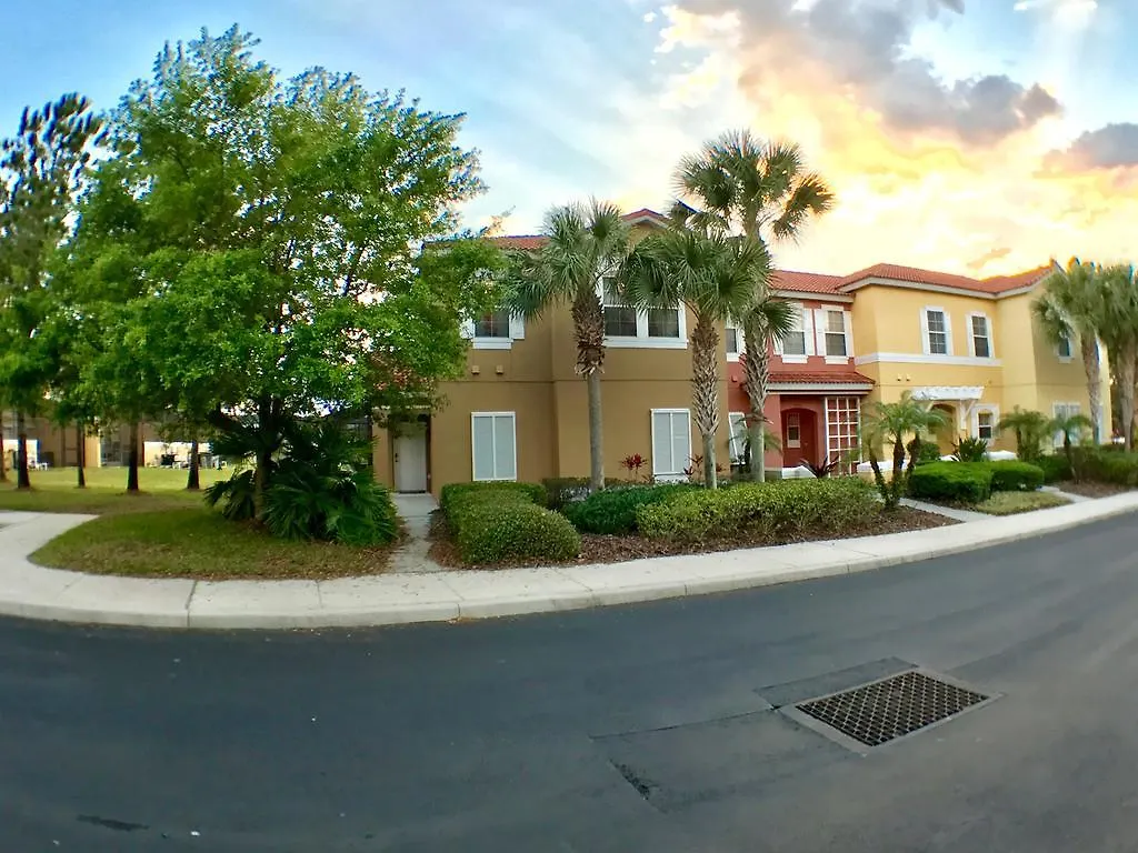 Four Bedrooms With Pool 3050 *