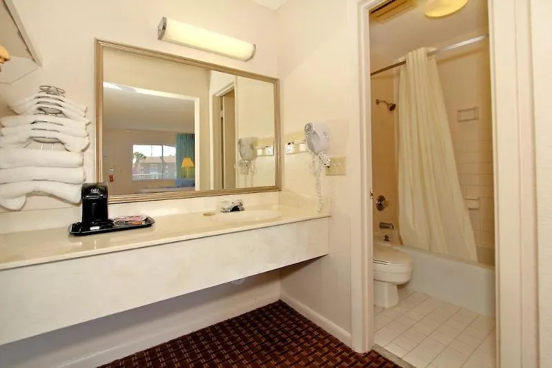 Super 8 By Wyndham Kissimmee/maingate/orlando Area Hotel 2*