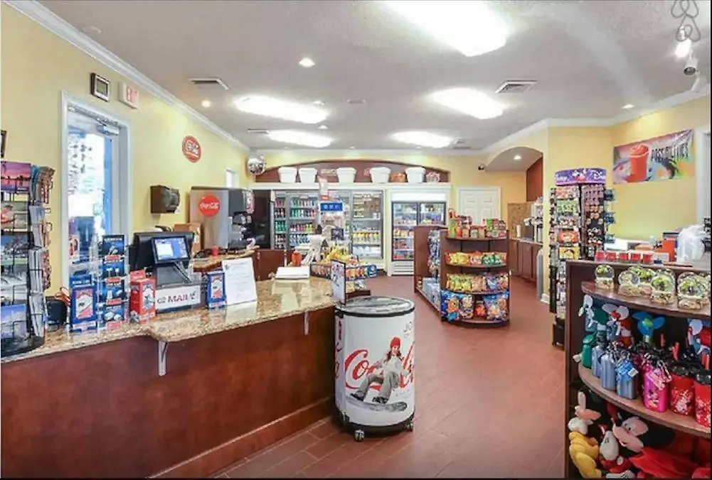 Resort-style Near Disney World * Kissimmee