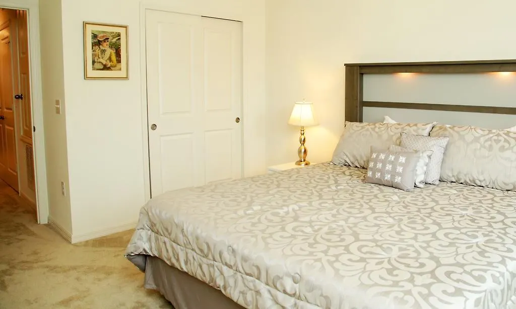 Four Bedrooms Townhome 5117