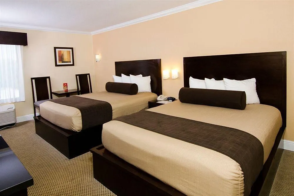 Galleria Palms Orlando - Free Theme Park Shuttles