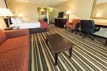 Holiday Inn Main Gate East