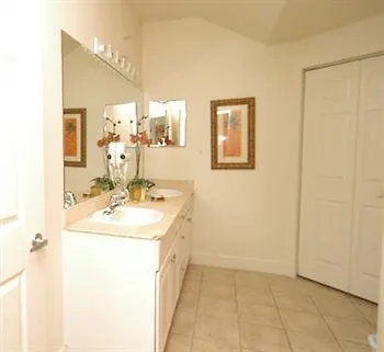 Florida And Elite Homes Apartmán