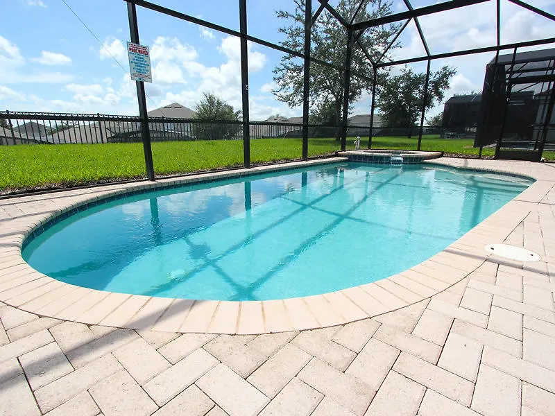 Villa 2625 Pawnall Windsor Hills