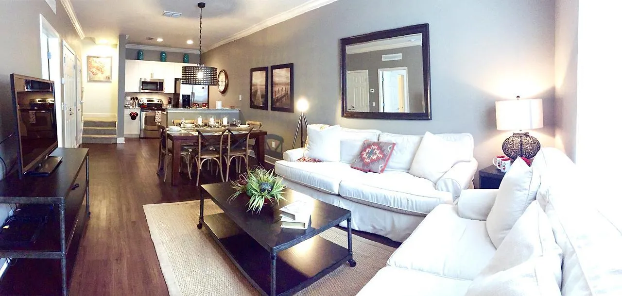 West Lucaya By Alquila Holiday home *
