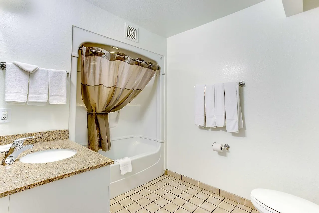 Hotel 6-kissimmee, Fl - Orlando
