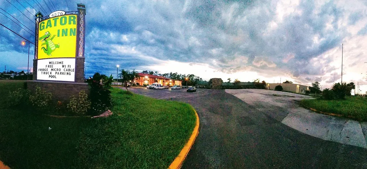 Gator Inn 3*