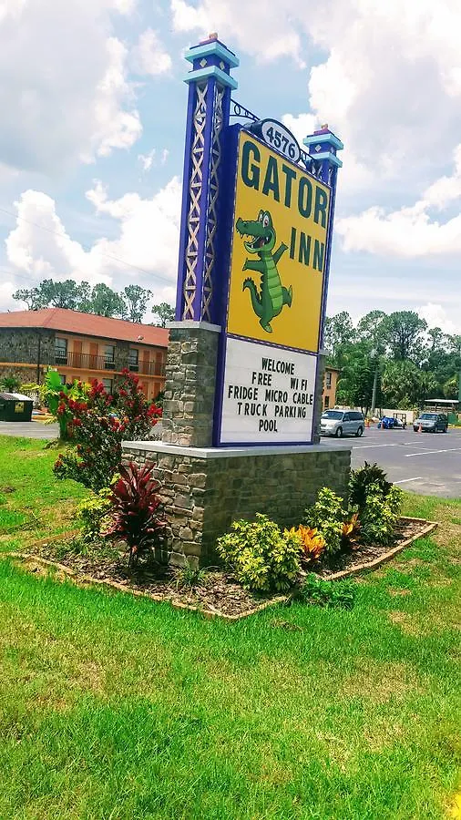 Motel Gator Inn
