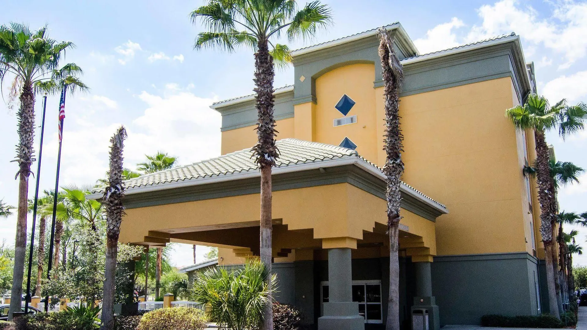 Hotel Galleria Palms Orlando - Free Theme Park Shuttles Four Corners