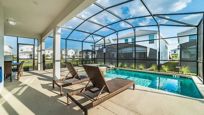 4710 Kings Castle Circle Six Bedroom Kissimmee