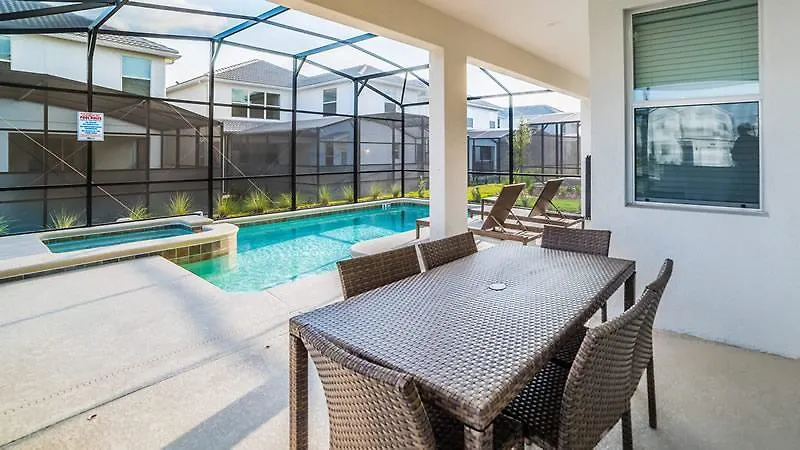 4710 Kings Castle Circle Six Bedroom Villa Kissimmee