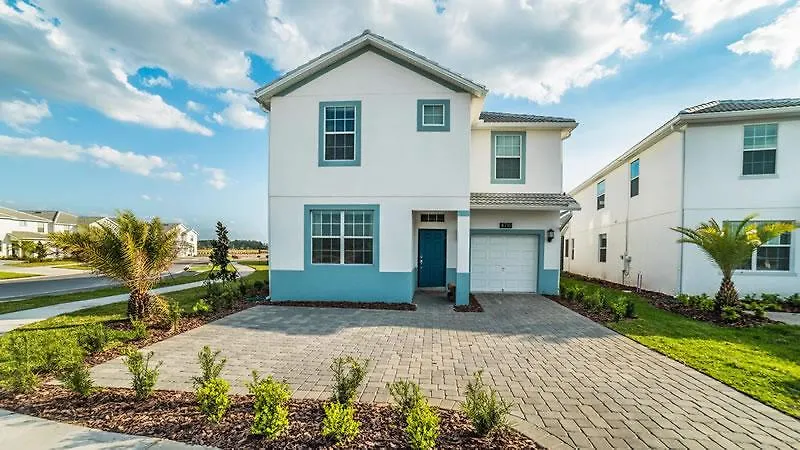 4710 Kings Castle Circle Six Bedroom * Kissimmee