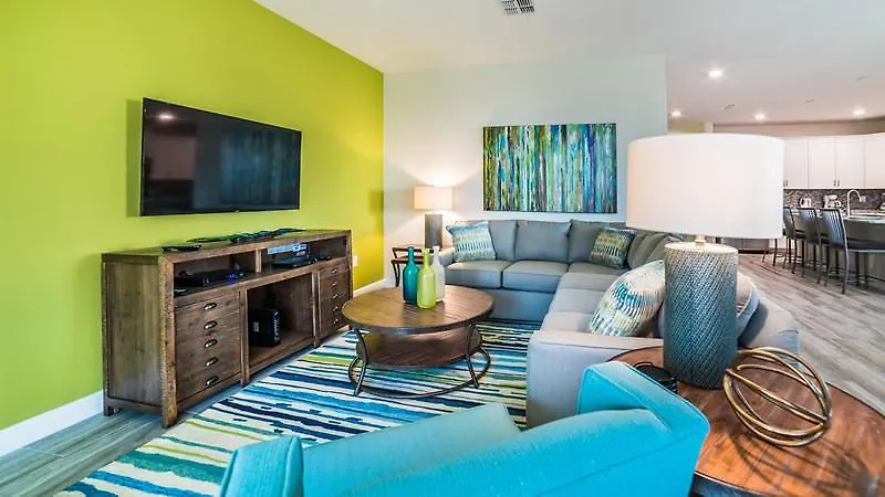 4710 Kings Castle Circle Six Bedroom Villa
