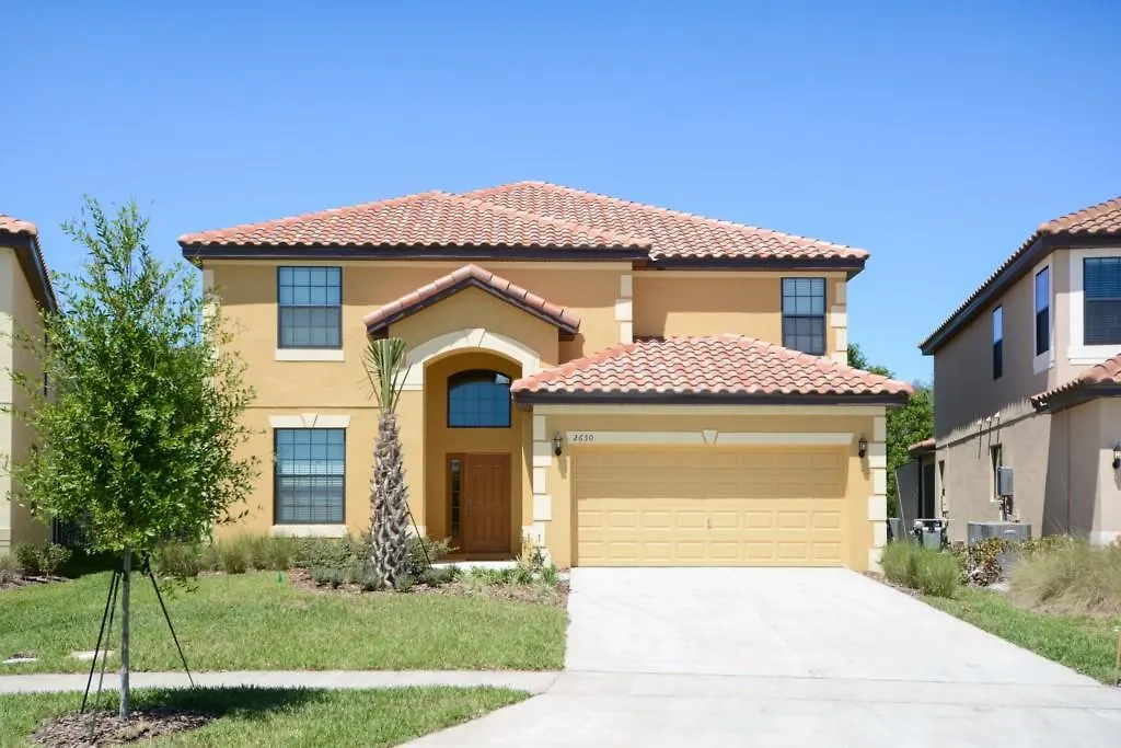 2630 Tranquility Way - Six Bedroom Home Kissimmee