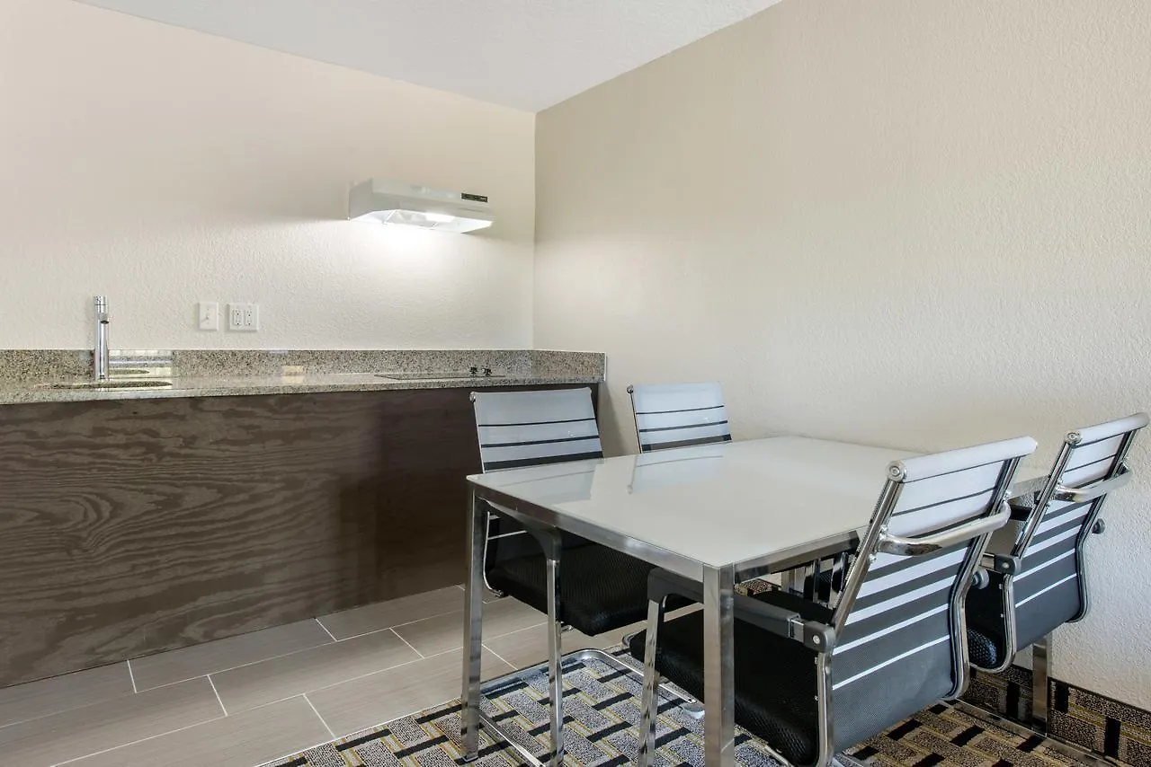 Clarion & Kissimmee-lake Buena Vista South 3* كيسيمي