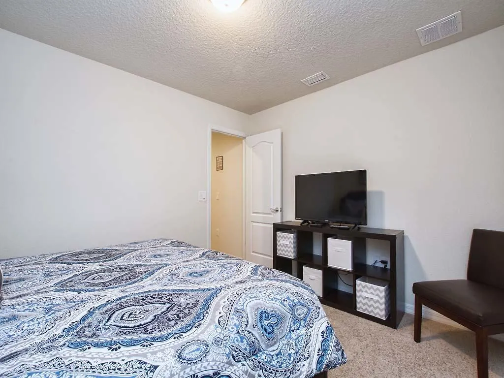Windsor At Westside-6 Bedrooms House W/pool-3721ww