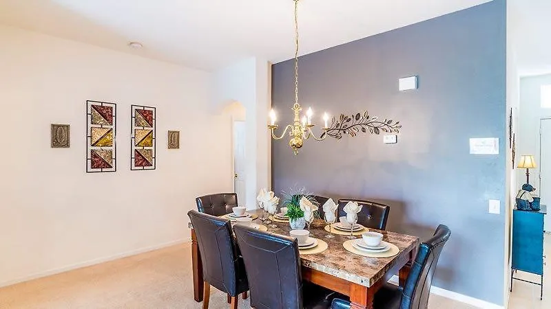 Luxurious 4 Bedroom 2 Bath Kissimmee Pool Holiday home Orlando
