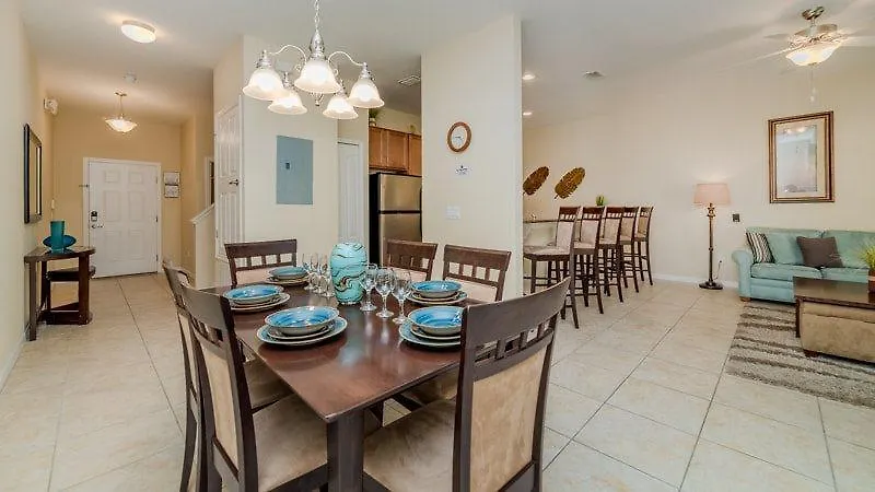 4 Bedroom 3 Bath Town With Pool In Paradise Palms Holiday home Orlando