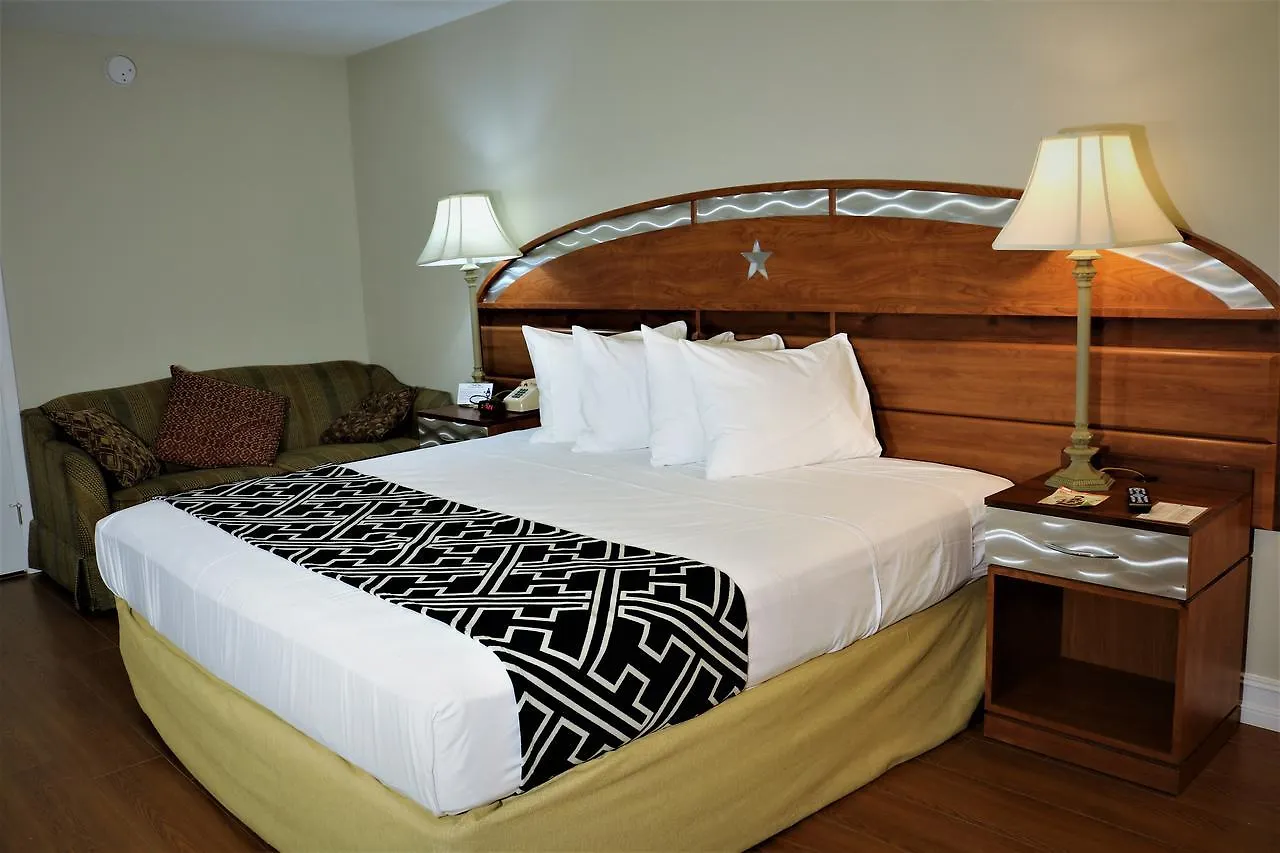 Monte Carlo Inn- Near Motel