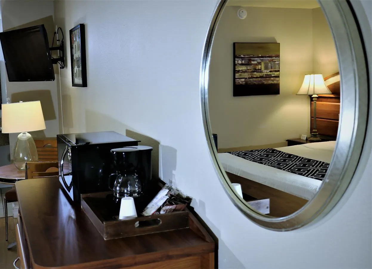 Motel Monte Carlo Inn- Near 2*