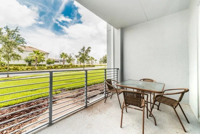 Stunning 2 Bedroom 2 Bath Near Orlando