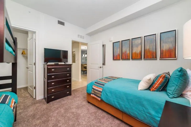 Stunning 2 Bedroom 2 Bath Near